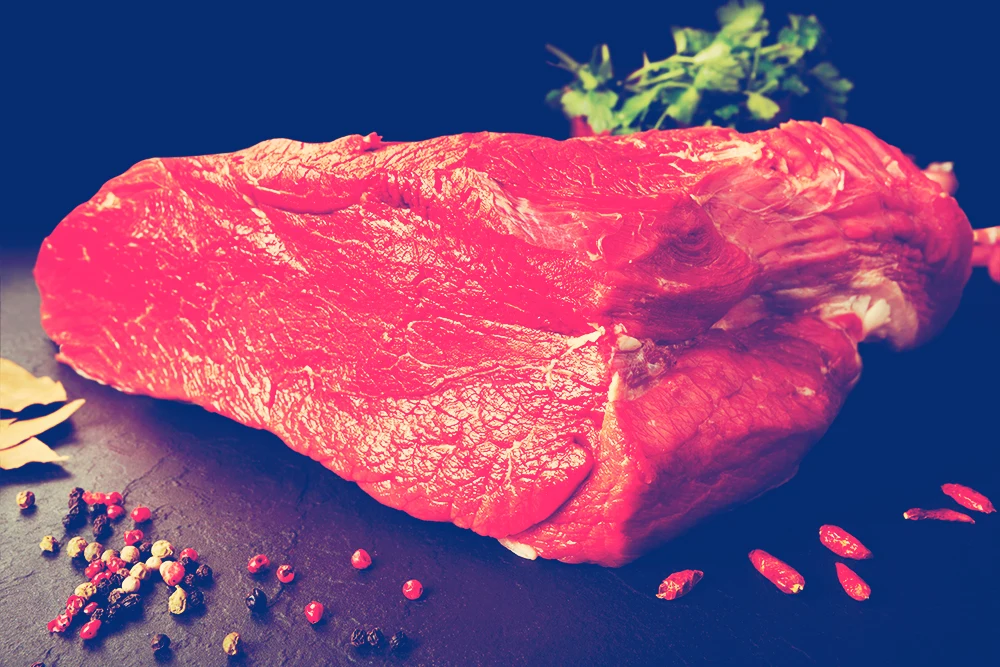 Carne de res sobre una tabla, fotografía del sitio actual de El Gaucho.